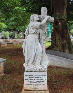 Koleksi Museum Taman Prasasti